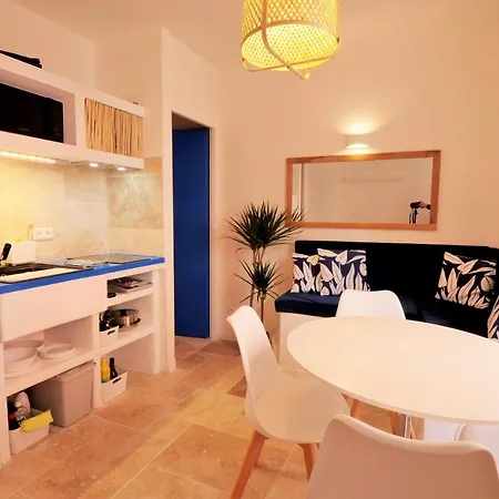 Les Petites Cyclades Apartament