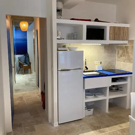 Les Petites Cyclades *