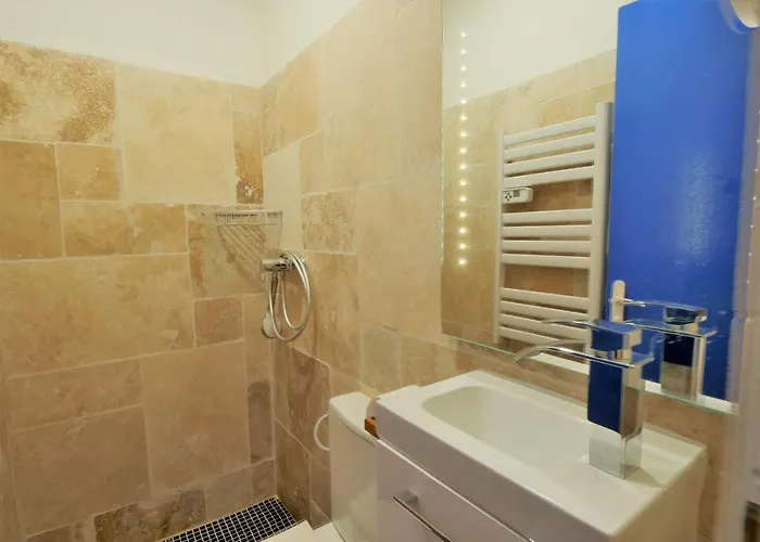 Les Petites Cyclades *